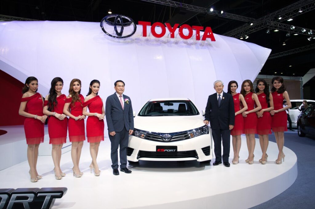 Tổng giám đốc kiêm CEO Toyota - Akio Toyoda đã công bố quyết định từ chức
