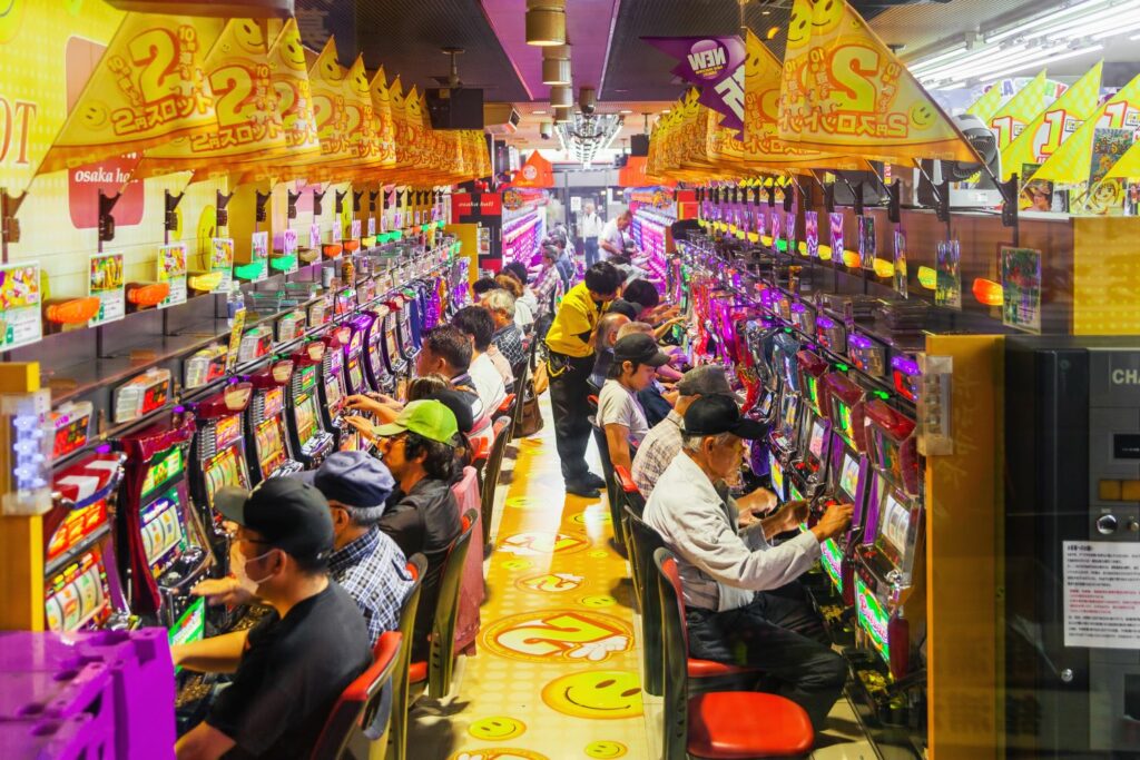 pachinko là 1 hình thức cờ bạc ở Nhật