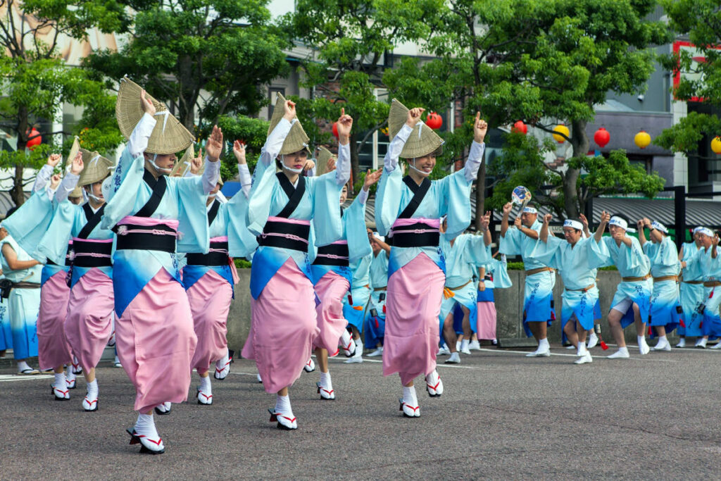 Lễ Obon được tổ chức như thế nào? 