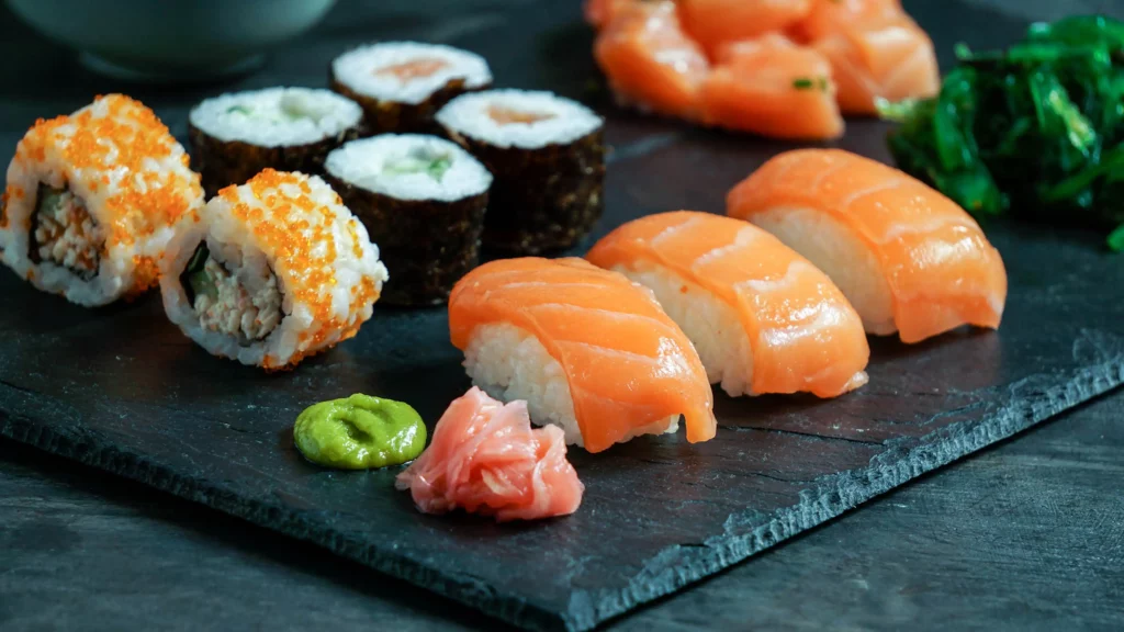 Sushi - một lựa chọn không nên bỏ qua khi nhắc đến món ăn Nhật Bản 