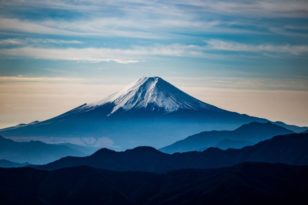 Tại sao núi Phú Sĩ lại nổi tiếng đến như thế? 