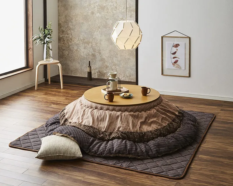 Loại chân/đế bàn Kotatsu 