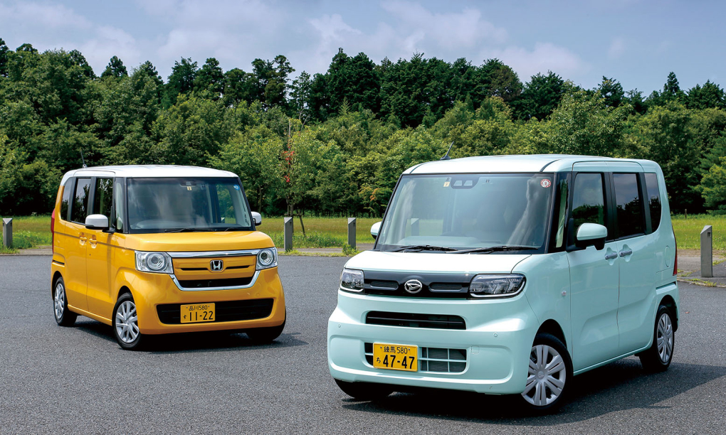 Honda N-Box (trái) và Daihatsu Tanto - hai mẫu kei-car bán chạy nhất Nhật Bản. Ảnh: Goo-net