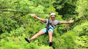 Công viên Junglia Okinawa với rừng Yanbaru và zipline hoành tráng
